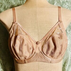 Fit Fully Yours Blush Pink Lace-Trim Bra